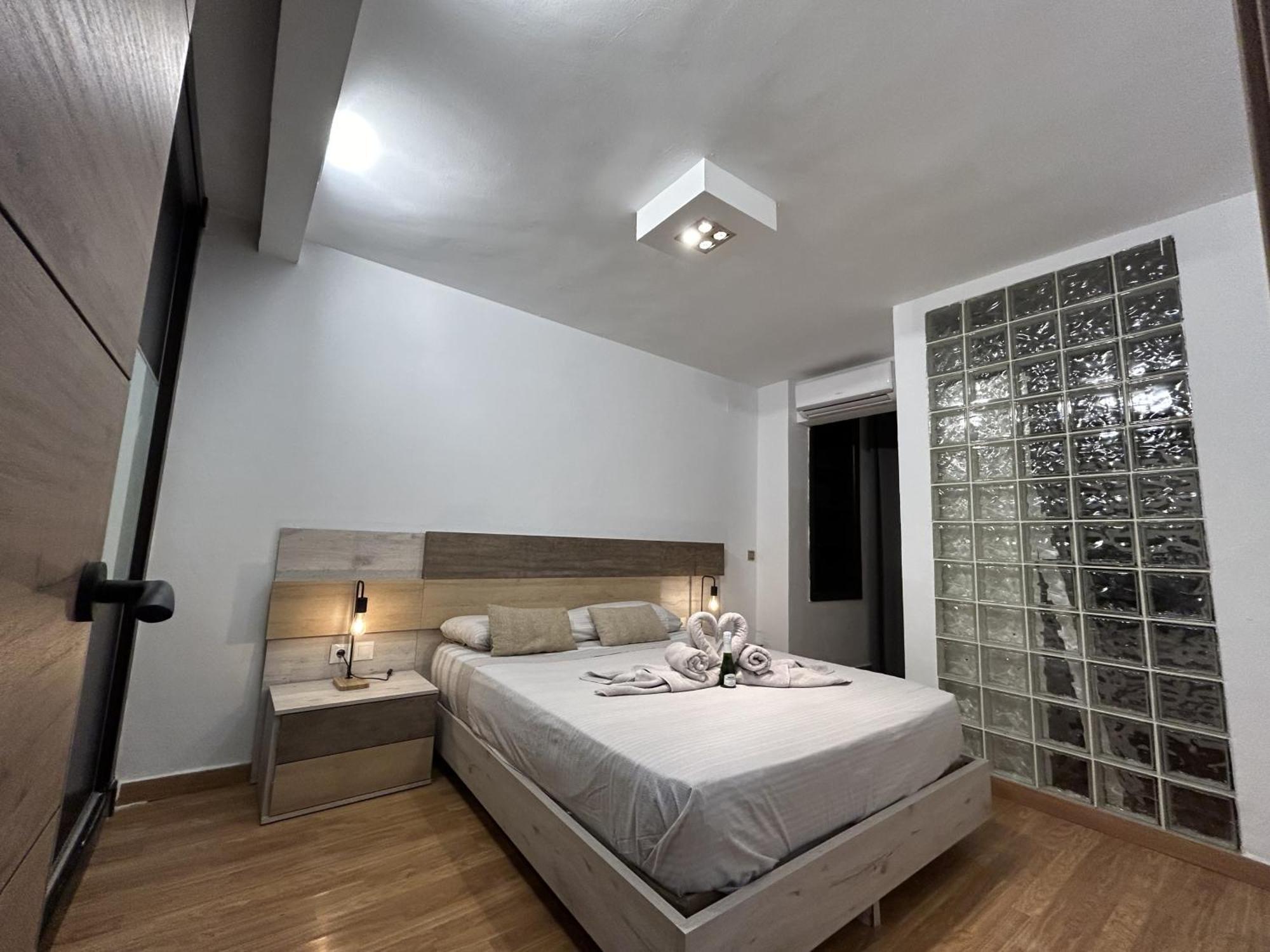 Lujo A Tu Alcance Con Spa Y Garaje Pleno Centro ウエルバ エクステリア 写真